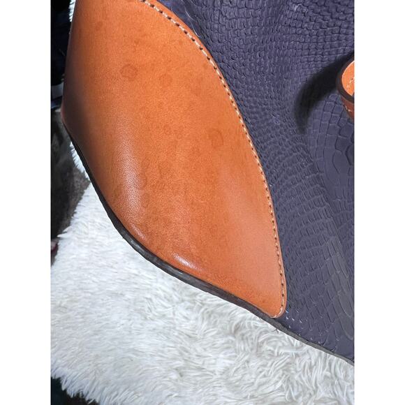 Dooney & Bourke Claremont Python Print Textured Tote Domed Satchel - Picture 7 of 16